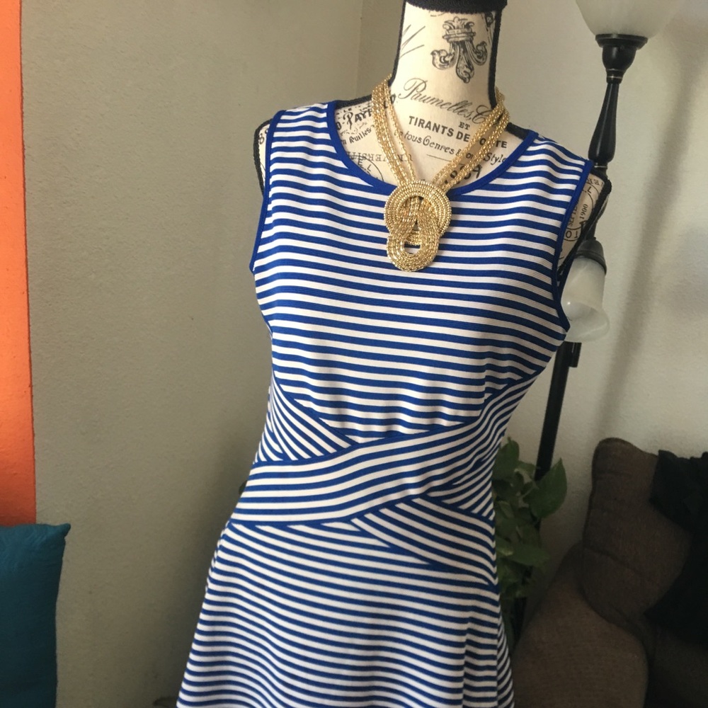 Medium Dress